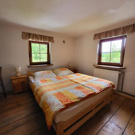 Gajowe Zacisze Bed and Breakfast Mirsk